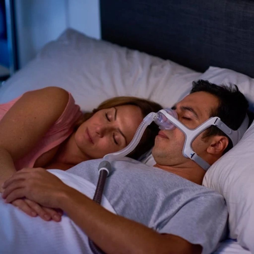 Používanie nosovej CPAP masky ResMed AirFit N20 počas spánku